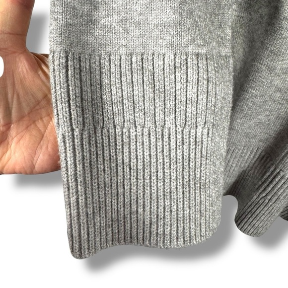 Anthropologie Moth Saskia Rolled Neck Tunic Sweater, Light Grey, Size Large - Picture 11 of 14